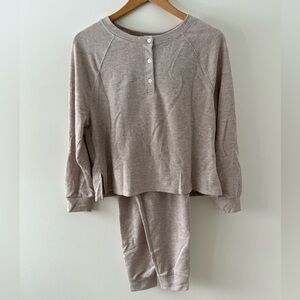 Victoria’s Secret Cream Lounge Set